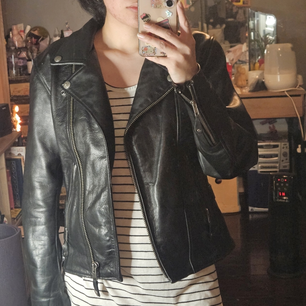Leather jacket - Picture 4 of 7
